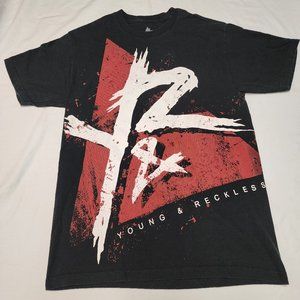 Young & Reckless T-Shirt (Men Large)
